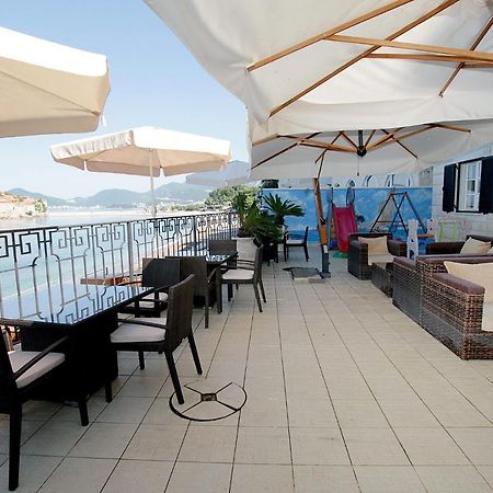 Studio Apartman Sveti Stefan Apartment Bagian luar foto