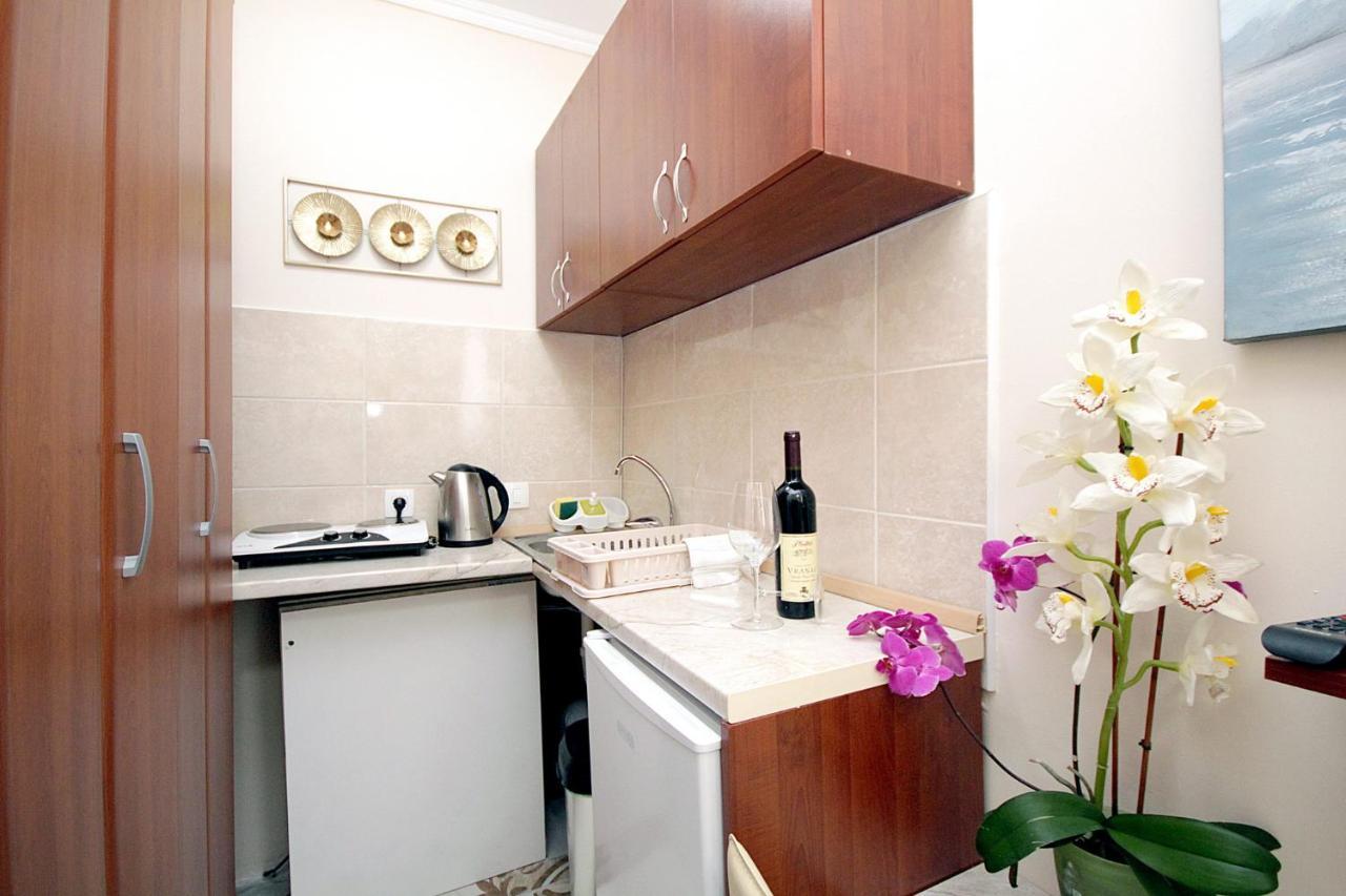 Studio Apartman Sveti Stefan Apartment Bagian luar foto